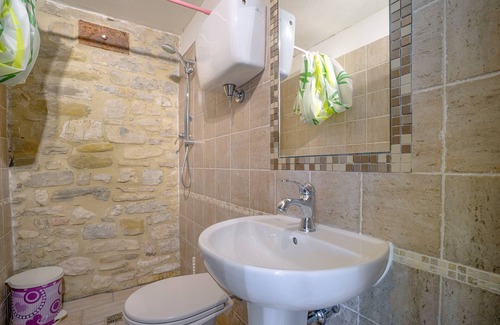 Monteluiano Villa | Villa "Splendida Dimora del 1600" with Private Pool & Wi-Fi