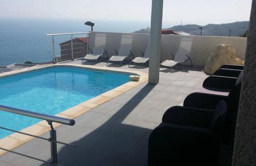 Cerbere Villa | villa standing vue mer 180° clim.pisc.