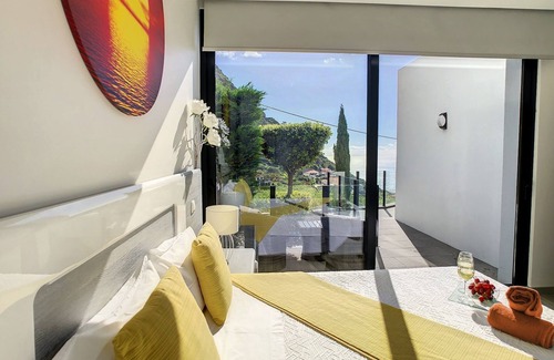 Arco da Calheta Casa | Villa Stella by LovelyStay