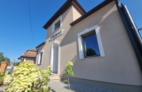 Keszthely Apartamento | Villa Strokay - Few minutes walk from Lake Balaton