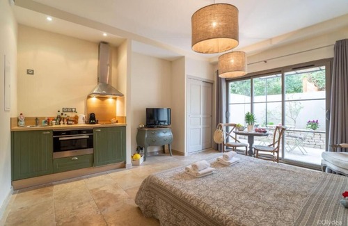 La Redorte Apartamento | Villa Studio | Accès Piscine & Salle Bien-Être