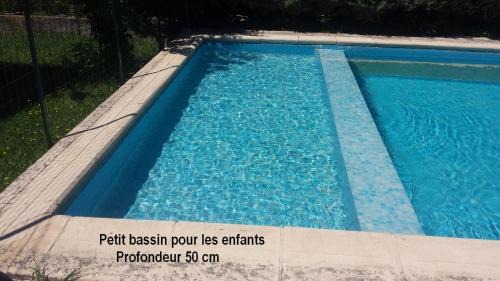 Gignac-la-Nerthe Villa | Villa Style Provencal