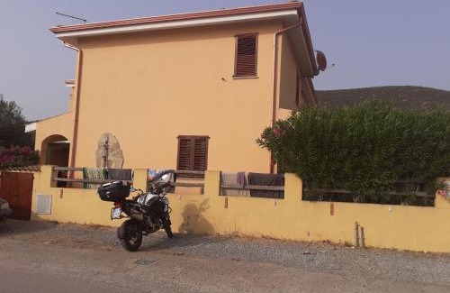 Sant'Anna Arresi Villa | Villa su due livelli super accessoriata