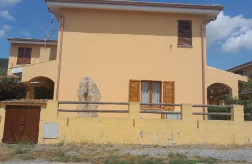 Sant'Anna Arresi Villa | Villa su due livelli super accessoriata