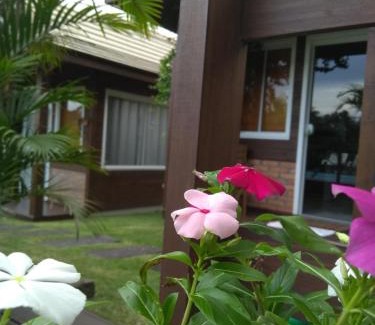 Praia do Rosa Apartamento | Villa Suhr Cabanas