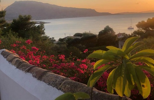 Cornino Villa | 'Villa Sul Mare Vista Tramonto' con vistas al mar, jardín y Wi-Fi