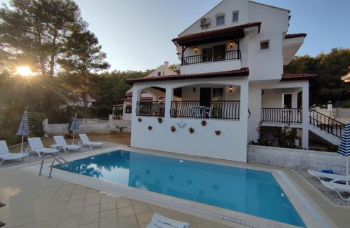 Hisaronu Casa | Villa Sunday by Solo Villa at Hisarönü Center