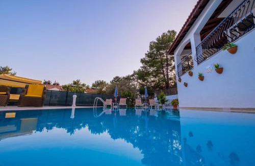 Hisaronu Casa | Villa Sunday by Solo Villa at Hisarönü Center