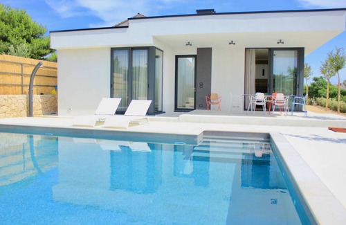 Barbat na Rabu Casa | Villa Sunny Garden