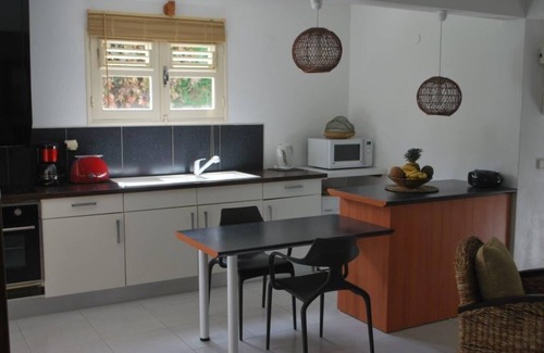 Schoelcher Apartamento | VIAJES DE NEGOCIOS MAGNÍFICA VILLA F2 PAÍSES BAJOS -Piscina-IDEAL Y BALNEAIRE TURISMO