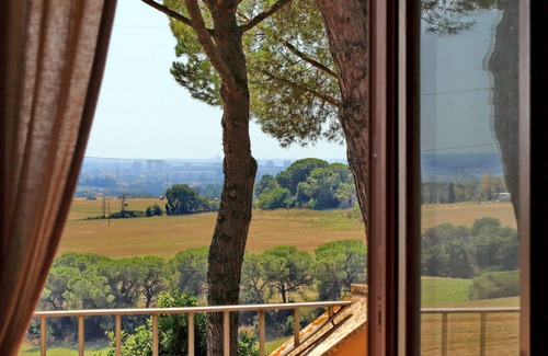 Zona III Marcigliana Villa | Villa rodeada de zonas verdes en la casa de campo típica romana