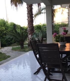 Brindisi Cama Y Desayuno | Villa Susanna B E B