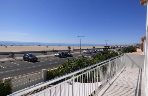 Narbonne-Plage Villa | Villa T5 climatisée - Front de Mer - Narbonne Plage