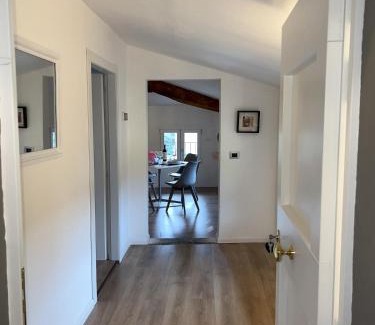 Lastra a Signa Apartamento | Villa Taccetti - Appartamento "La Torretta" in Villa del Settecento con piscina