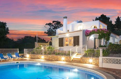 Carvoeiro Villa | Villa Tara, Heated private pool, short walk to to town & beach