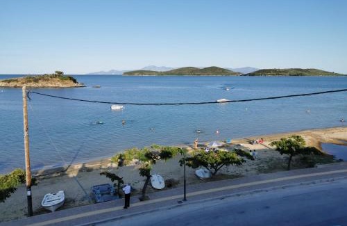 Nea Peramos Apartamento | Villa Tasos