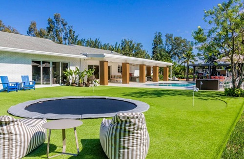 Plantation Villa | Villa Tation/8BR/Pool HotTub Sauna Basket/Pickle
