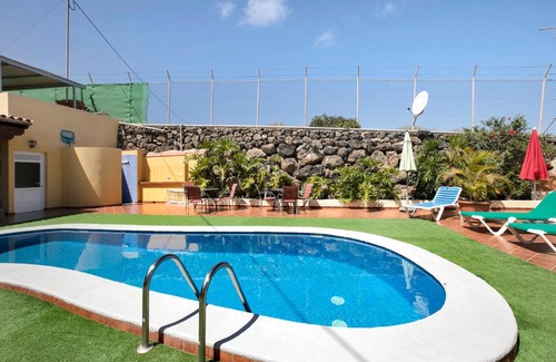 Icod de los Vinos Chalet De Esquí | Villa Tazana