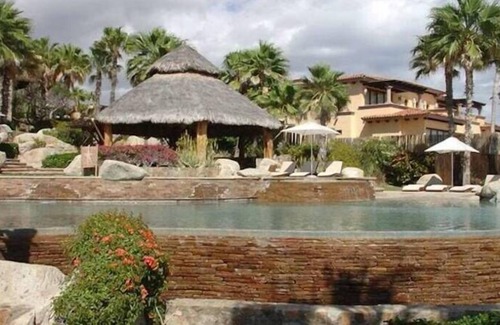 Los Cangrejos II y ÌII Villa | Villa Tequila Gold at Punta Ballena