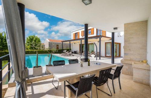 Sveti Petar u Sumi Villa | Villa Terra Gialla