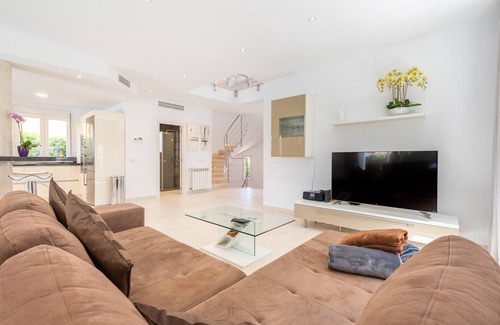 El Toro Villa | Villa 'The Tower' con piscina privada, Wi-Fi y aire acondicionado