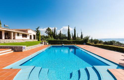 Pitharion Villa | Villa Thealassa