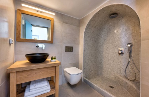 Vothon Hotel | Villa Thiranthemis - Adults Only