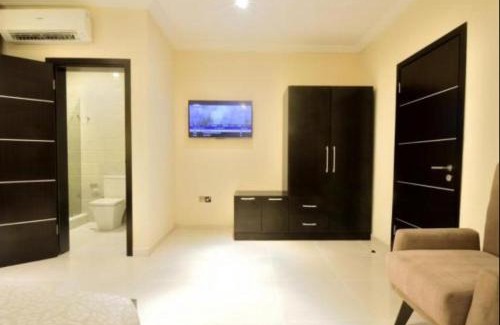 Lekki Phase 1 Hotel | Villa Thirty Three