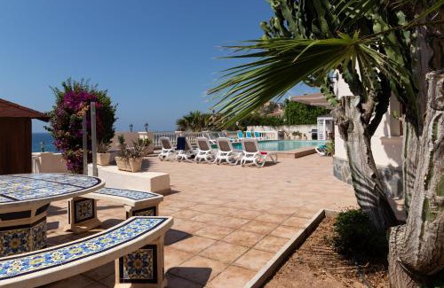 Coveta Fuma Villa | Villa Thorodin breathtaking 14P villa 1st line sea