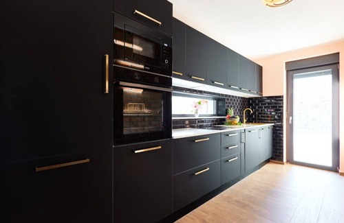 Karlovac Villa | Villa Tia by Villas Guide