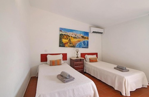 Areias de Sao Joao Villa | Villa Tigonema plus Annex