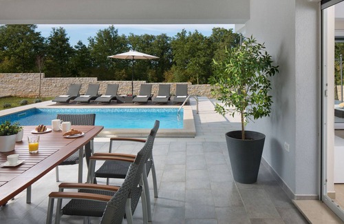 Boljevici Villa | Villa Tireli nearby Labin – Crovillas GmbH