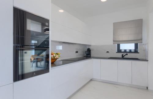 Melnica Villa | Villa Tonchi 3 Bedroom Private Pool BBQ & Garden