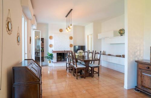 Manerba del Garda Villa | Villa Torchio