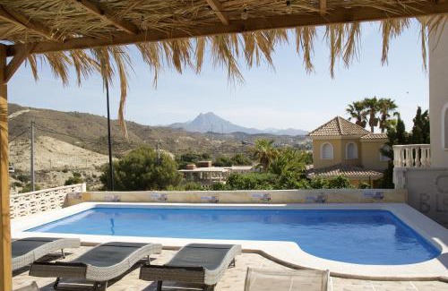 Coveta Fuma Villa | Villa Torre