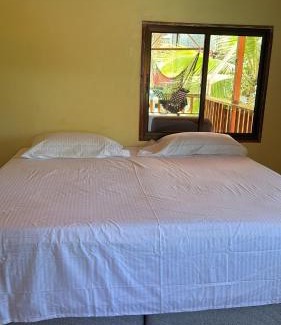 Parrita Casa | Villa Toucan
