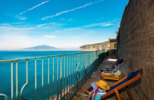 Sorrento City Centre Apartamento | Villa Tozzoli 'Top' Floor