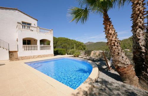 Calonge Casa | Villa Treehouse by Alvent Holidays