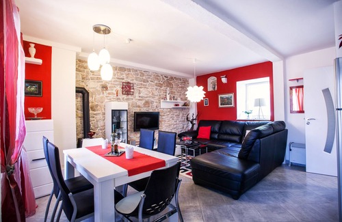 Cove Donja Krusica (Donje selo) Villa | Villa Tudor en la isla Šolta