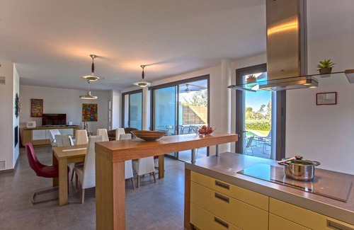 Marine de Saint Ambroggio Villa | Villa U Spanu, Modern villa with heated pool