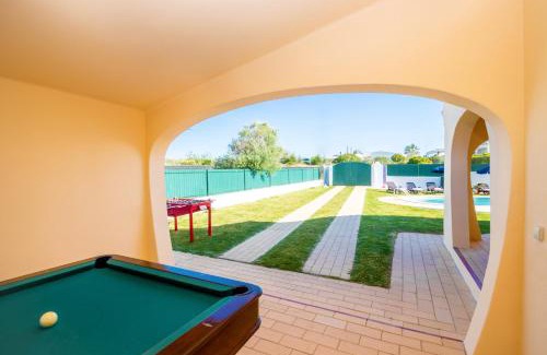 Patroves Villa | Villa Ushuaia by Algarve Vacation