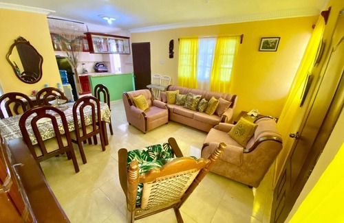 Los Patos Casa | Villa Valencia. Casa Caribeña en Los Patos de Barahona. Ideal Para familias.