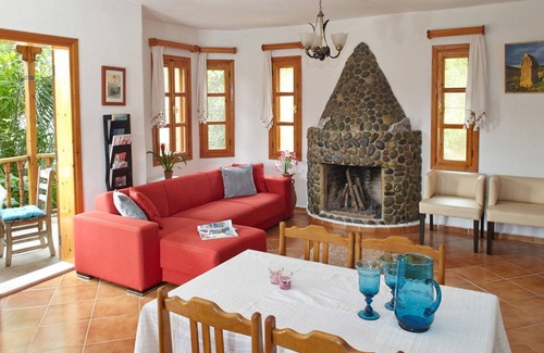 Akyaka Villa | Villa Vali