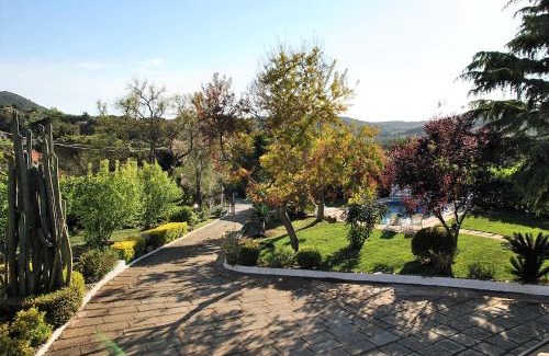Itri Villa | Villa Vallereale beautiful garden and private pool 9 km from Sperlonga