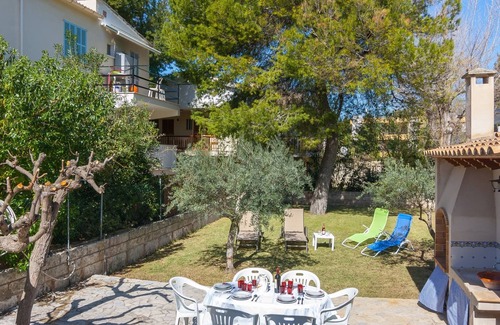 Alcudia Cabaña | Villa Vallespir - Bonito chalet con jardín y terraza a 200 metros de la playa