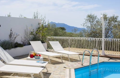Termini Casa | Villa Venus in Sorrento Coast; comfort and safe living in amazing scenery