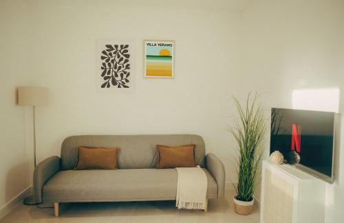 Los Gallos-Cerromolino Apartamento | Villa Verano Sancti Petri Suite