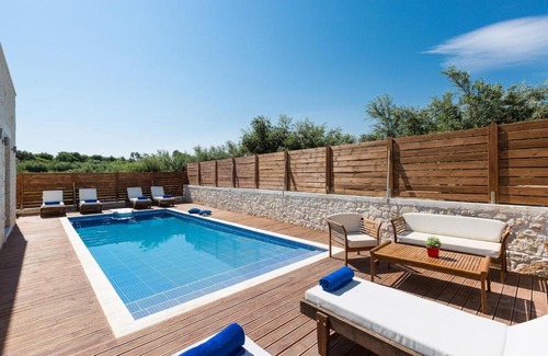 Asteri Villa | Villa Vera - With Private Pool & Jacuzzi