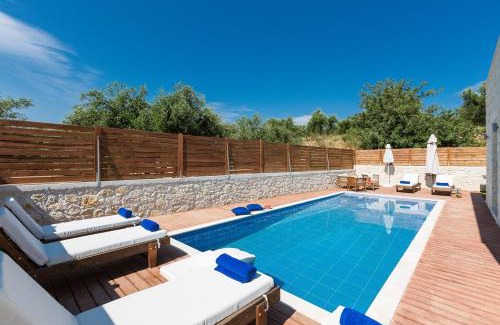 Asteri Villa | Villa Vera - With Private Pool & Jacuzzi