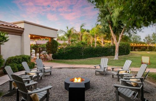 Bermuda Dunes Villa | Villa Verbena by AvantStay Expansive Estate w B-ball Court PoolSpa Entertainers Yard